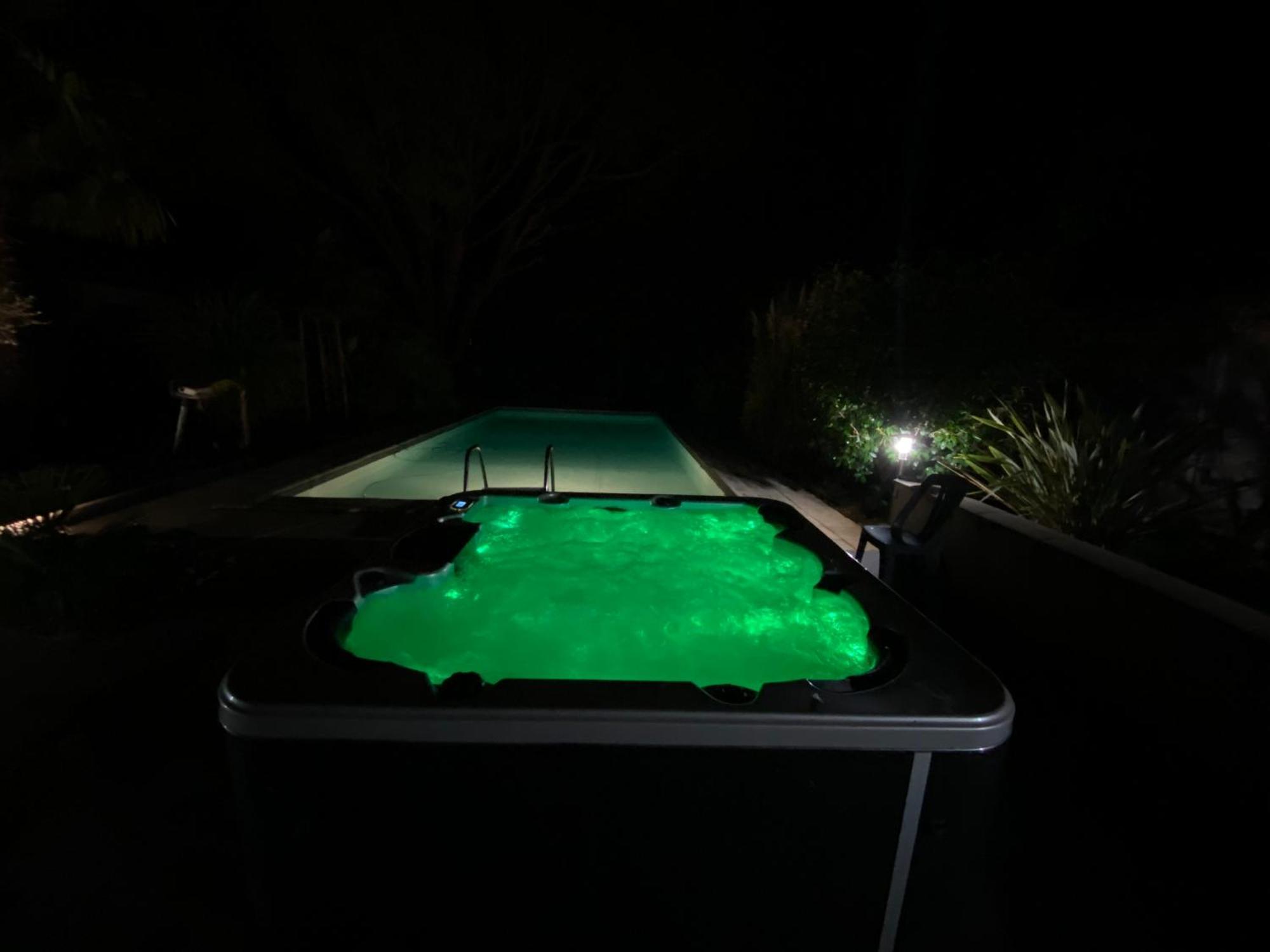 Villa & Spa-Sauna-Piscine-Massages Du "Nirvana Vivant" Biars-sur-Cère Exteriér fotografie