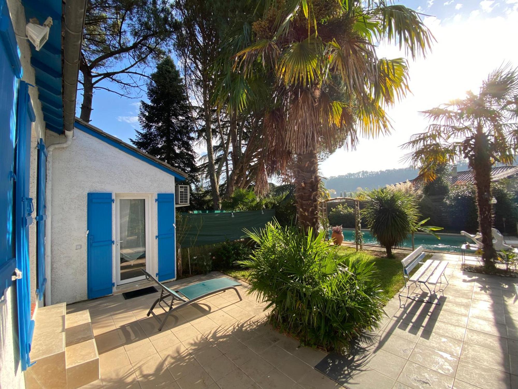Villa & Spa-Sauna-Piscine-Massages Du "Nirvana Vivant" Biars-sur-Cère Exteriér fotografie